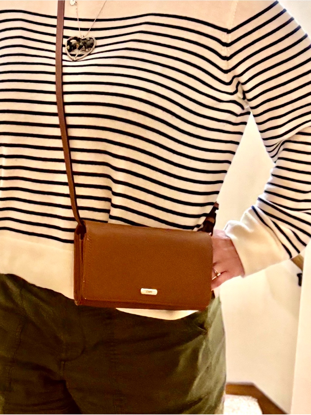 Chaps Crossbody Wallet Bag